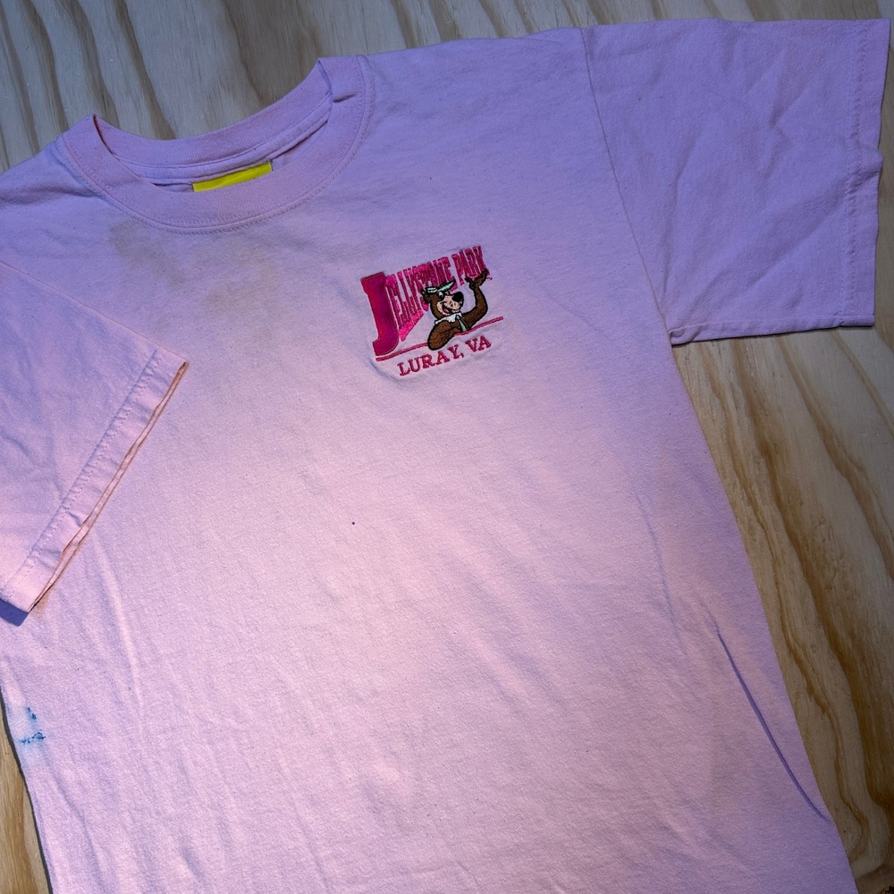 Hanna-Barbera Yogi Bear Jellystone Park Luray VA Pink T-Shirt Small Vintage